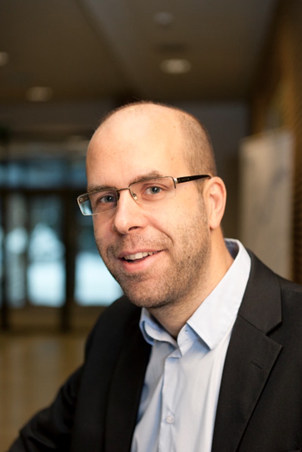 Professor Jens Schmidt